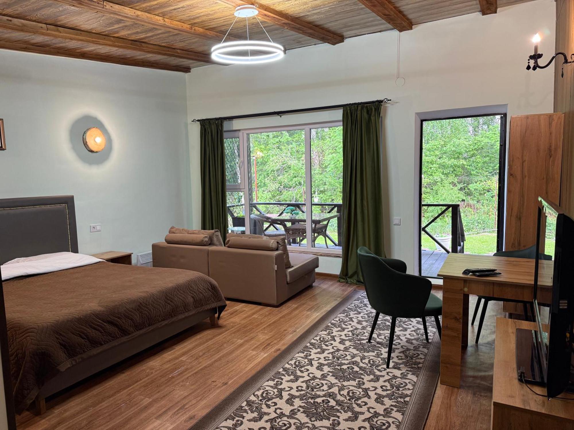 Shchūchīnsk Private Bed & Breakfast エクステリア 写真